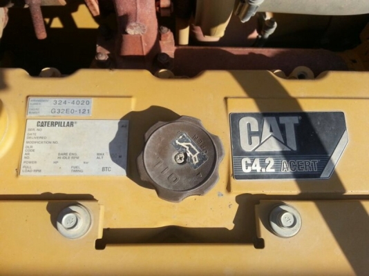 รถแบตโฮ CAT  ( รถทำงาน  3,4xx  ซม. )  สนใจติดต่อ 081 - 6079515