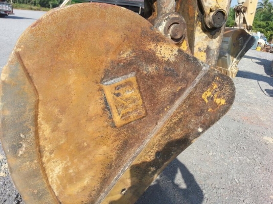 รถแบตโฮ CAT  ( รถทำงาน  3,4xx  ซม. )  สนใจติดต่อ 081 - 6079515