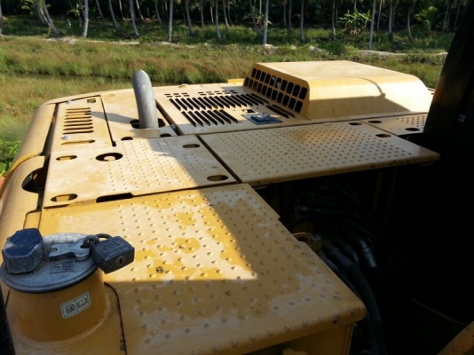 รถแบตโฮ CAT  ( รถทำงาน  3,4xx  ซม. )  สนใจติดต่อ 081 - 6079515