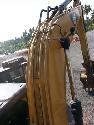 รถแบตโฮ CAT  ( รถทำงาน  3,4xx  ซม. )  สนใจติดต่อ 081 - 6079515