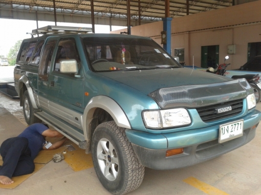 รถกระบะอีซูสุ 2.5 สภาพรถสวย ผู้หญิงขับ เล่มพร้อมโอน สอบถาม พงศกร 088 3970475 รถกระบะอีซูสุ 2.5 สภาพรถสวย ผู้หญิงขับ เล่มพร้อมโอน สอบถาม พงศกร 088 3970475