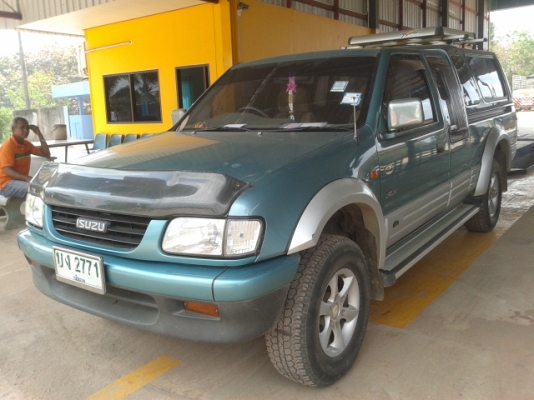 รถกระบะอีซูสุ 2.5  สภาพรถสวย ผู้หญิงขับ  เล่มพร้อมโอน  สอบถาม  พงศกร  088  3970475