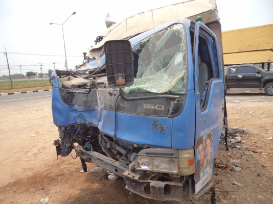 ขาย335000รถอีซูซุNQR150แรง ช่างยาว5เมตร(ขายตามสภาพ)