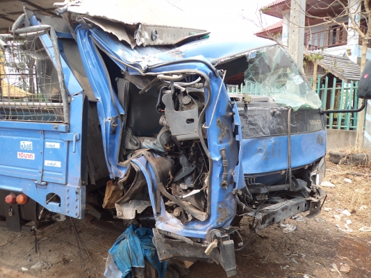 ขาย335000รถอีซูซุNQR150แรง ช่างยาว5เมตร(ขายตามสภาพ)