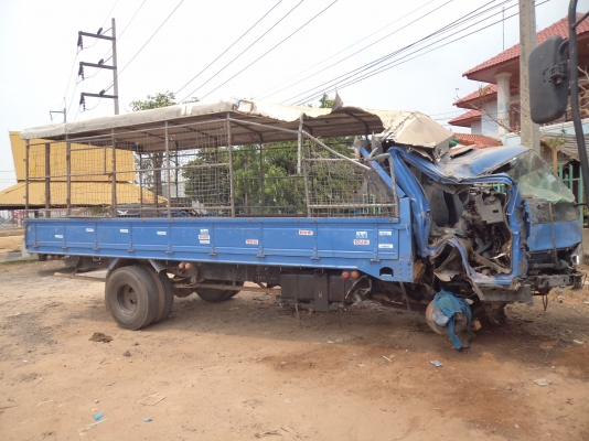 ขาย335000รถอีซูซุNQR150แรง ช่างยาว5เมตร(ขายตามสภาพ)