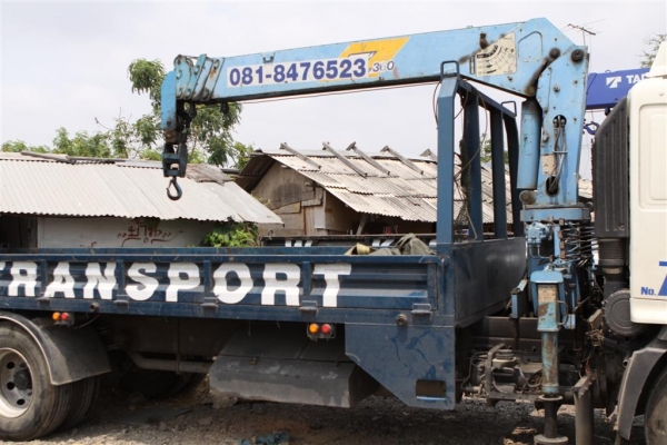 ขายรถบรรทุก 6ล้อ(ติดเครน3 ตัน 5ปลอก Tadano(Super Z)