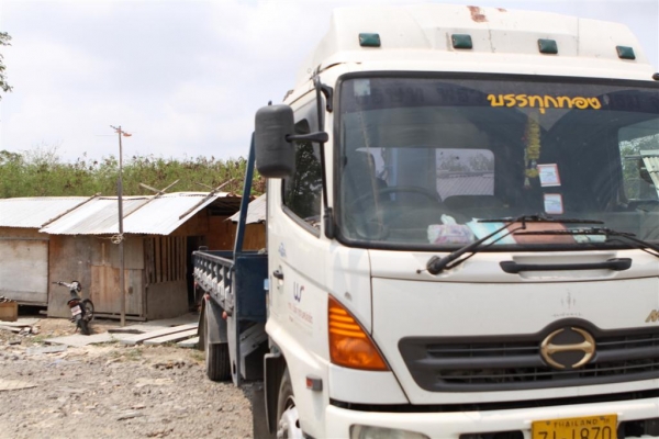 ขายรถบรรทุก 6ล้อ(ติดเครน3 ตัน 5ปลอก Tadano(Super Z)