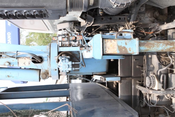 ขายรถบรรทุก 6ล้อ(ติดเครน3 ตัน 5ปลอก Tadano(Super Z)