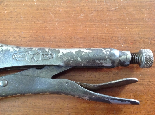 ขายคีมล็อค PETERSON VISE GRIP 10 CR ตี 2 แถว ขี้เหร่ แต่ยังใช้งานได้ ขายคีมล็อค PETERSON VISE GRIP 10 CR ตี 2 แถว ขี้เหร่ แต่ยังใช้งานได้