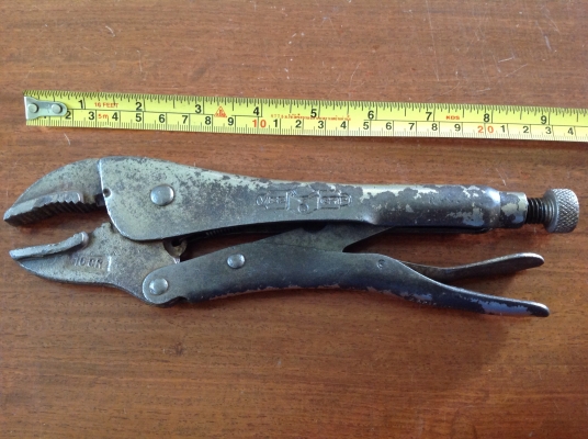 ขายคีมล็อค PETERSON VISE GRIP 10 CR ตี 2 แถว ขี้เหร่ แต่ยังใช้งานได้ ขายคีมล็อค PETERSON VISE GRIP 10 CR ตี 2 แถว ขี้เหร่ แต่ยังใช้งานได้