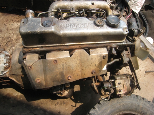 ขายเครื่องยนต์ MITSUBISHI 4D-31 พร้อมเกียร์