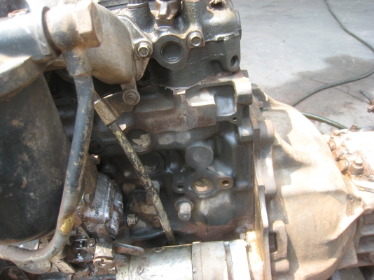 ขายเครื่องยนต์ MITSUBISHI 4D-31 พร้อมเกียร์