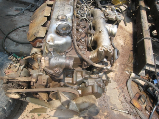 ขายเครื่องยนต์ MITSUBISHI 4D-31 พร้อมเกียร์