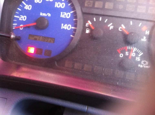 ต้องการขายรถฮีโน่เม๊กก้าปี50ยาว7เมตร20เครื่องดีคัชซีสวยสภาพ90\%รถพร้อมใช้