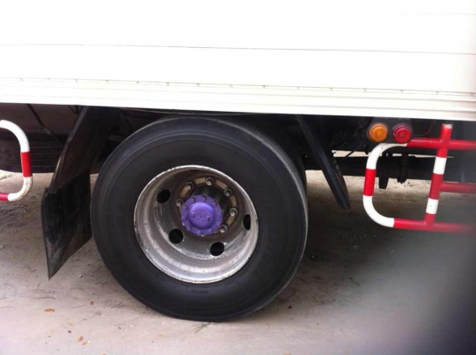 ต้องการขายรถฮีโน่เม๊กก้าปี50ยาว7เมตร20เครื่องดีคัชซีสวยสภาพ90\%รถพร้อมใช้