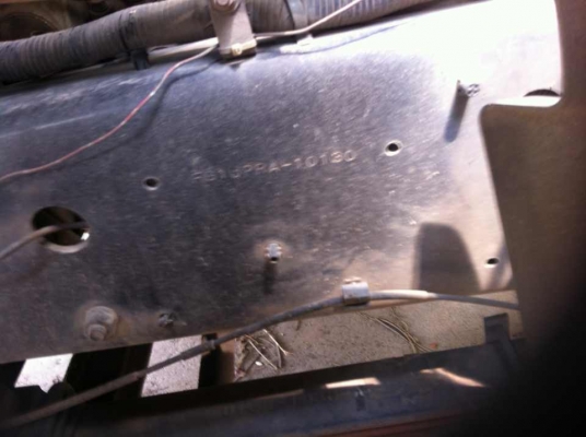 ต้องการขายรถฮีโน่เม๊กก้าปี50ยาว7เมตร20เครื่องดีคัชซีสวยสภาพ90\%รถพร้อมใช้