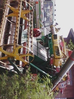 ขายรถเกี่ยวข้าวไทยเส็งยนต์ ขายรถเกี่ยวข้าวไทยเส็งยนต์