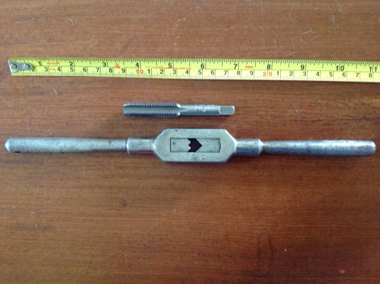 ขายต๊าปเกลียวมือ Vintage ขายต๊าปเกลียวมือ Vintage