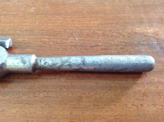 ขายต๊าปเกลียวมือ Vintage ขายต๊าปเกลียวมือ Vintage