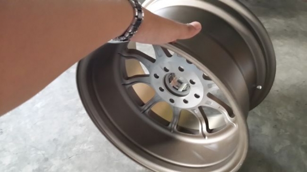 CE28N ขอบ 15" รายละเอียดเชิญครับ