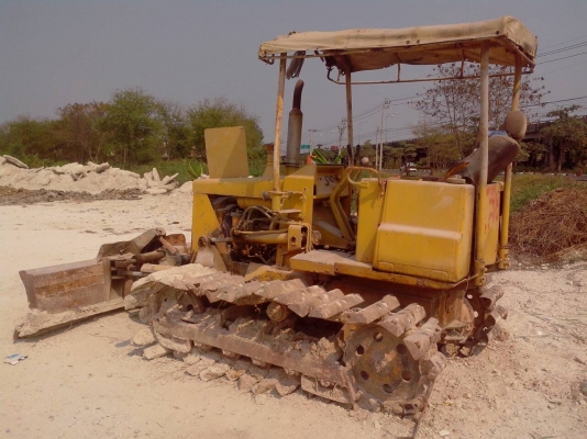 ขายด่วน KOMATSU D20-5 ขายตามสภาพ