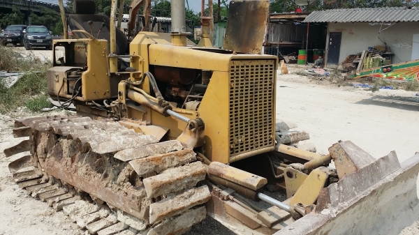 ขายด่วน KOMATSU D20-5 ขายตามสภาพ