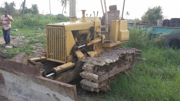 ขายด่วน KOMATSU D20-5 ขายตามสภาพ