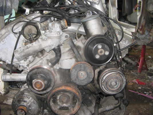 ต้องการขายเครื่องมือ2 benz c220 พร้อมเกียร์