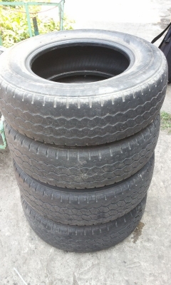 ขายยางกะบะ r623 บริดโตน 215 70 15ครับ ปี06 ครับ ถูกๆ