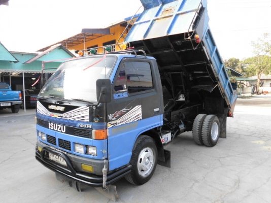 ขายหกล้อดั้ม3คิว NKR รุ่น เสี่ยสั่งลุย รถห้างไทยแท้  ปี 39 รถสวยมาก มีแอร์