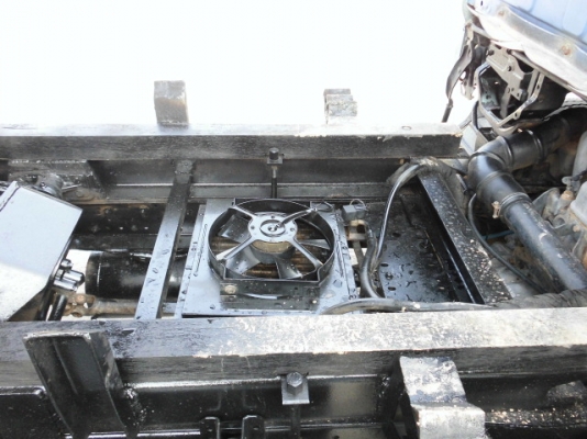 ขายหกล้อดั้ม3คิว NKR รุ่น เสี่ยสั่งลุย รถห้างไทยแท้  ปี 39 รถสวยมาก มีแอร์