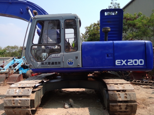 ขายรถแบคโฮ HITACHI: EX200-2(PC200) เครื่อง ISUZU 6สูบ ขายถูก ราคา 850,000 บาท