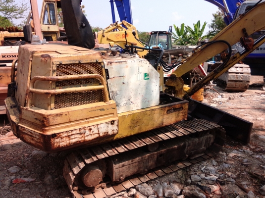 ขายรถแบคโฮ YANMAR B37 พร้อมหัวคีบไม้ คีบเหล็ก ราคา 265,000 บาท