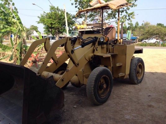 รถตัก WS3   45 แรง( มีใบอินวอย)