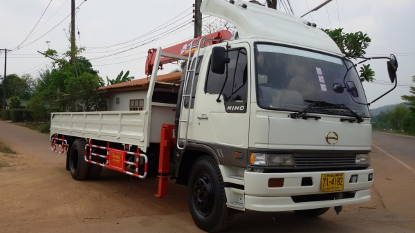 ขายรถบรรทุก 6 ล้อ ติดเครน 5 ตัน 4 ปอก ท้องV ขาไขว้ HINO FF3HPLA 195 สภาพพร้อมใช้งาน  K.อู๊ด 081-2995537