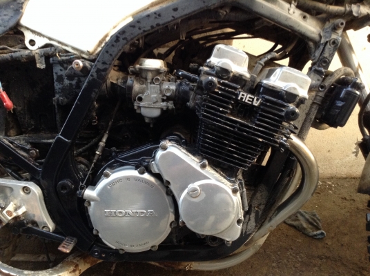 ธารนนทบุรี//ขาย honda 400 แต่งวิบากครับ มีทะเบียน