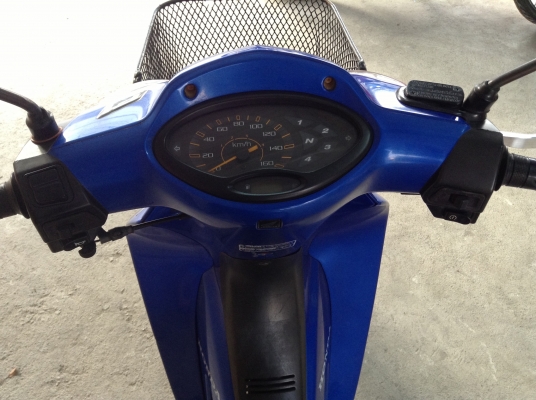 ขาย!!!เวฟ125s สต๊าทมือ ล้อแม็ก ดิ๊สหน้าหลัง ปี45 รถเครื่องดีคับ ทะเบียนครบ ภาษีไม่หมด