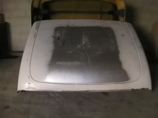 สเกิดต์หลังคารถของ6ล้อใหญ่เเละ10ล้อขายตามสภาพติดตู้มาขายถูกมี2อัน ราคาชิ้น8,000บาท