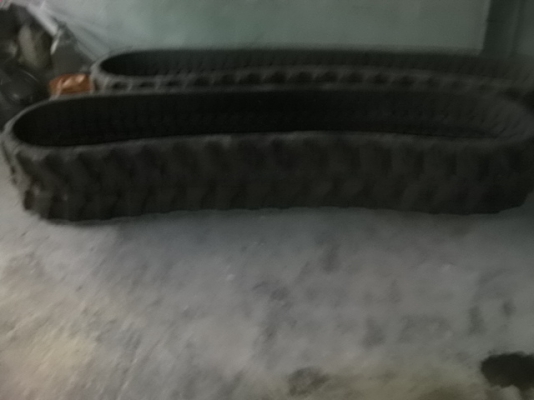 ขายเเท๊กยางของใหม่ขนาด300x80x52.5ราคา 38,000บาท