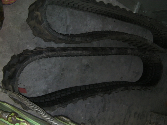 ขายเเท๊กยางของใหม่ขนาด300x80x52.5ราคา 38,000บาท