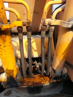 ขาย K0BELCO รุ่น Yutani  PC120 ใช้งานได้ปกติ พร้อมเอกสาร ตามสภาพครับ