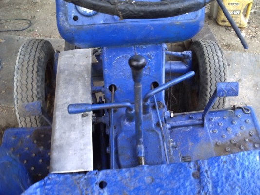 รถไถพร้อมใช้งานพร้อมเครื่องถูกๆ