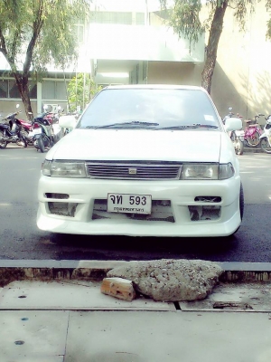 โตโยต้า CORONAปี92 (หน้ายิ้ม)