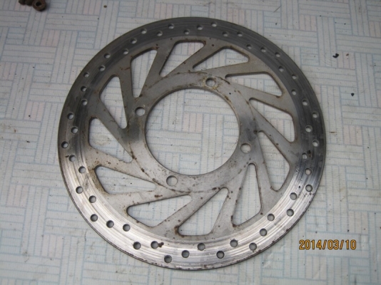 จานดิสน์เบรคหน้า4รู KR,Serpico หนาๆไม่เป็นร่องไม่คด 300 (รวมส่ง)