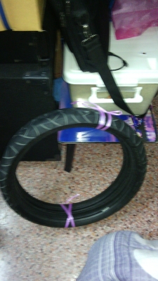 พี่ฝากขายยางมิชลิน 2 เส้นครับ