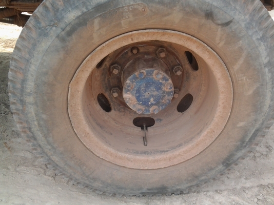 HINO RANGER FD176 เครื่อง HO7C ยาง900 เฟืองท้ายคุณหลง HINO RANGER FD176 เครื่อง HO7C ยาง900 เฟืองท้ายคุณหลง