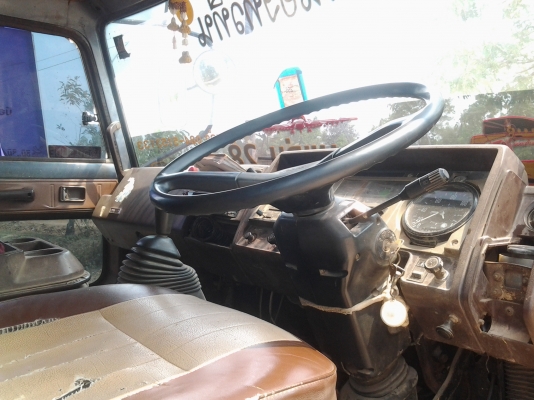 HINO RANGER FD176 เครื่อง HO7C ยาง900 เฟืองท้ายคุณหลง HINO RANGER FD176 เครื่อง HO7C ยาง900 เฟืองท้ายคุณหลง