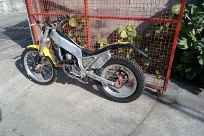 ขาย มอเตอร์ไซค์ไต่เขา BETA 250 นำเข้าจากญี่ปุ่นสภาพสวยราคา 38,000 ขาย มอเตอร์ไซค์ไต่เขา BETA 250 นำเข้าจากญี่ปุ่นสภาพสวยราคา 38,000