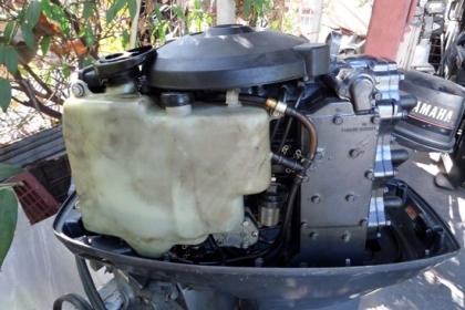 เครื่องเรือ YAMAHA 70 แรงเครื่องติดเดินดี ทริมไม่ทำงาน  ฝาน้ำผุมีรอยอุดมาจากญี่ปุ่น ราคา 58,000