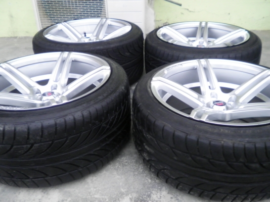 ขอบ18 กว้าง 9.5-10.5 พร้อมยาง